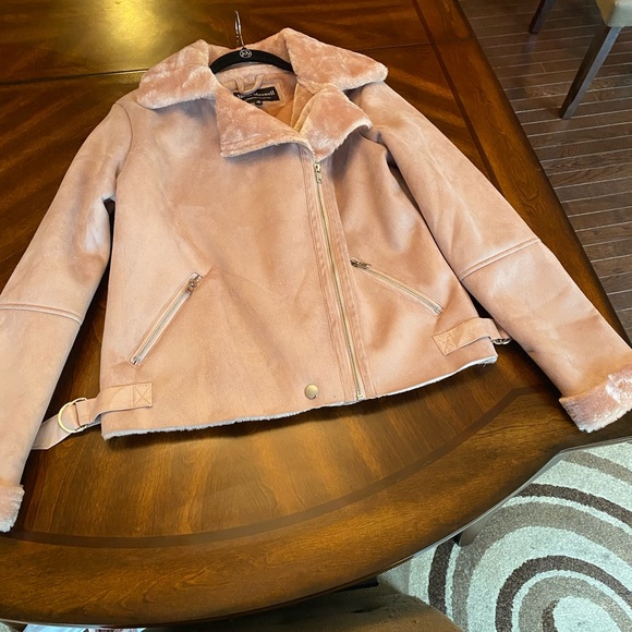 Stylish Fall Jacket - Picture 5 of 9